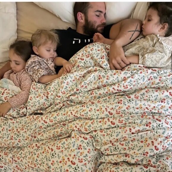 SHARE SHOW! TONIGHT!!COME HANGOUT! - Picture 10 of 10